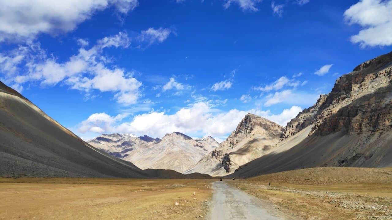 totaly off road in spiti valley too far bike was being ride